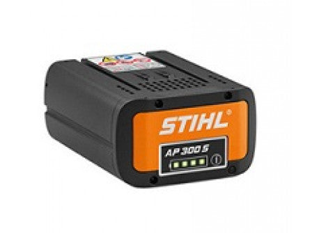 DEUX BATTERIES STIHL AP 300 S